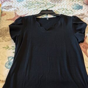 Classic Black Women's Top. Med. NWOT